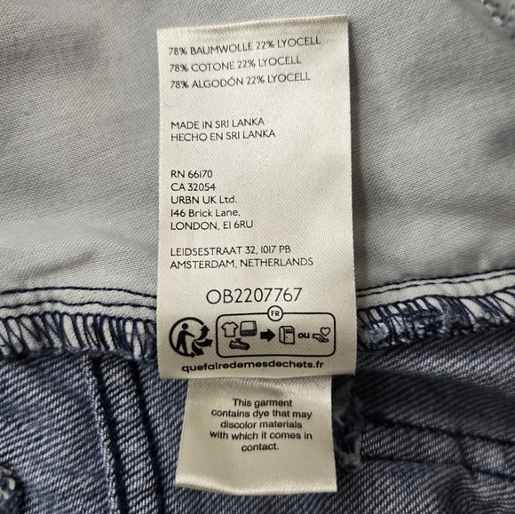 Anthropology Pilcro Super-Wide-Leg High-Rise Jeans, Size 30 ~ EUC - Picture 15 of 16